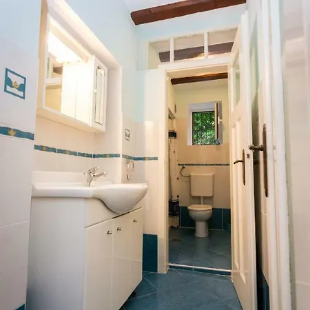 Melita * Οπατία